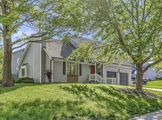 14600 Brentwood Dr, Lenexa, KS 66215