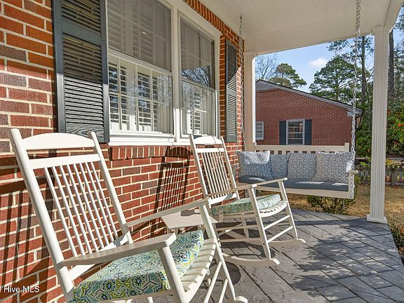 5th image of 306 Monticello Drive NW