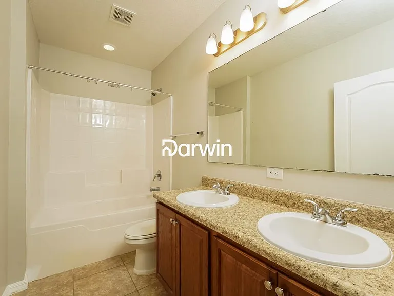 4334 SW Appleseed Rd — Photo 3