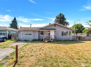 2951 Douglas, Longview, WA 98632