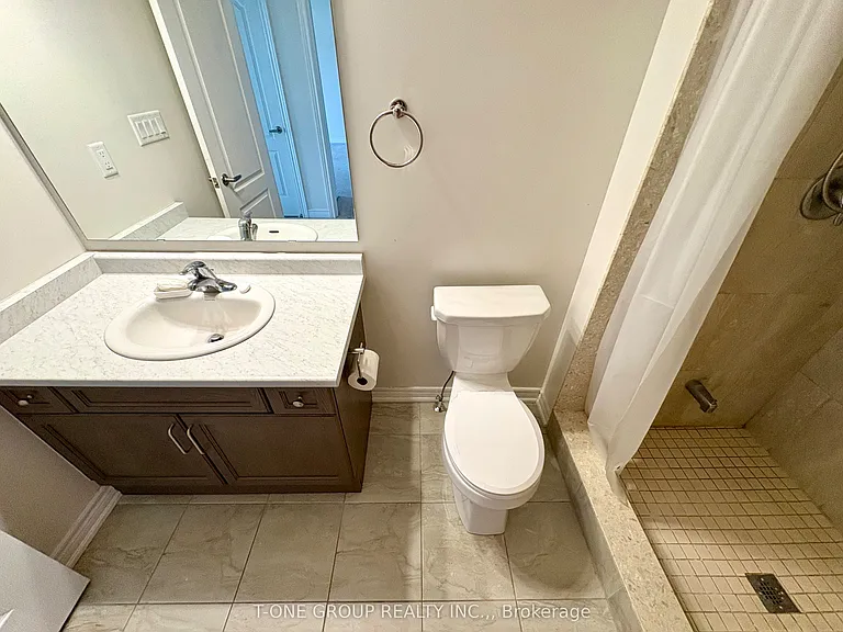 107 Luzon Ave #B — Photo 9