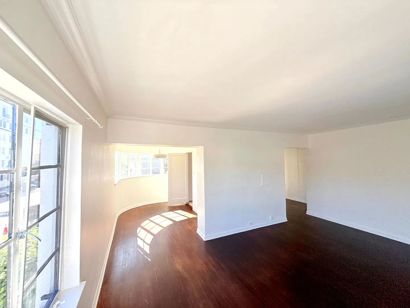 3919 W. 8th Street — Photo 1