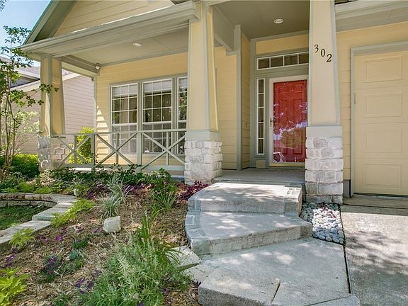 3rd image of 302 Silver Oak Dr