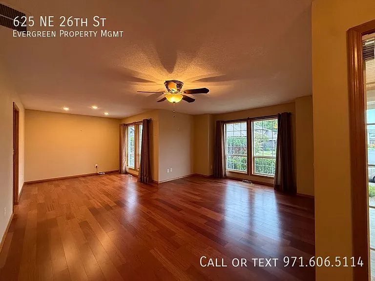 625 NE 26th St — Photo 5