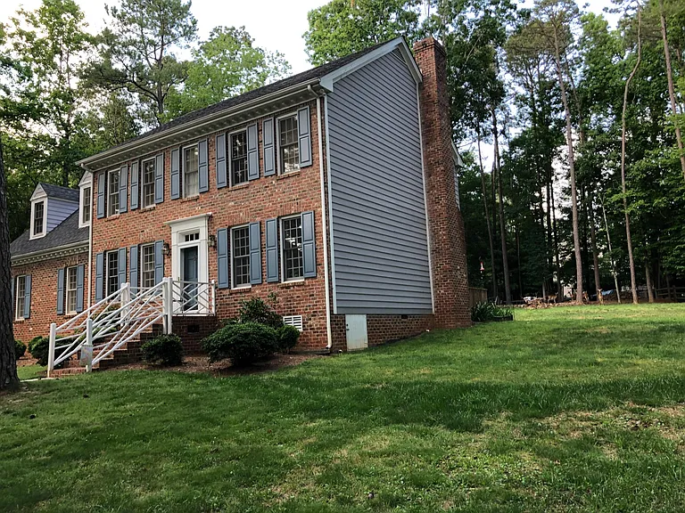 10700 Marabou Ct — Photo 3