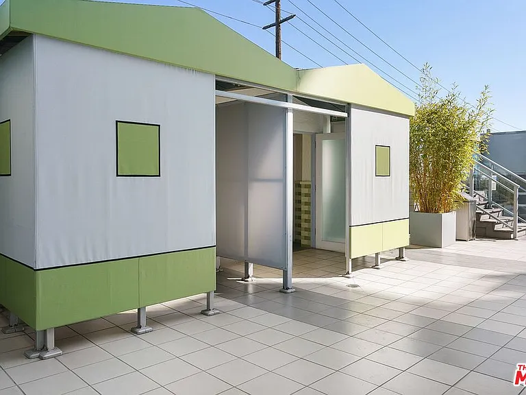 1155 N La Cienega Blvd #1 — Photo 18