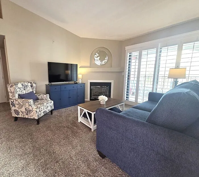 1 bed, 1.0 bath, 660 sqft, $1,750 — Photo 3