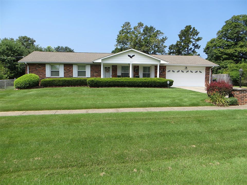 1st image of 917 S Woodland Dr