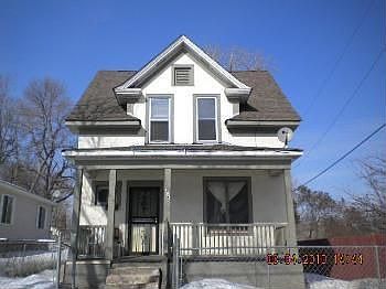 1st image of 416 31st Ave N