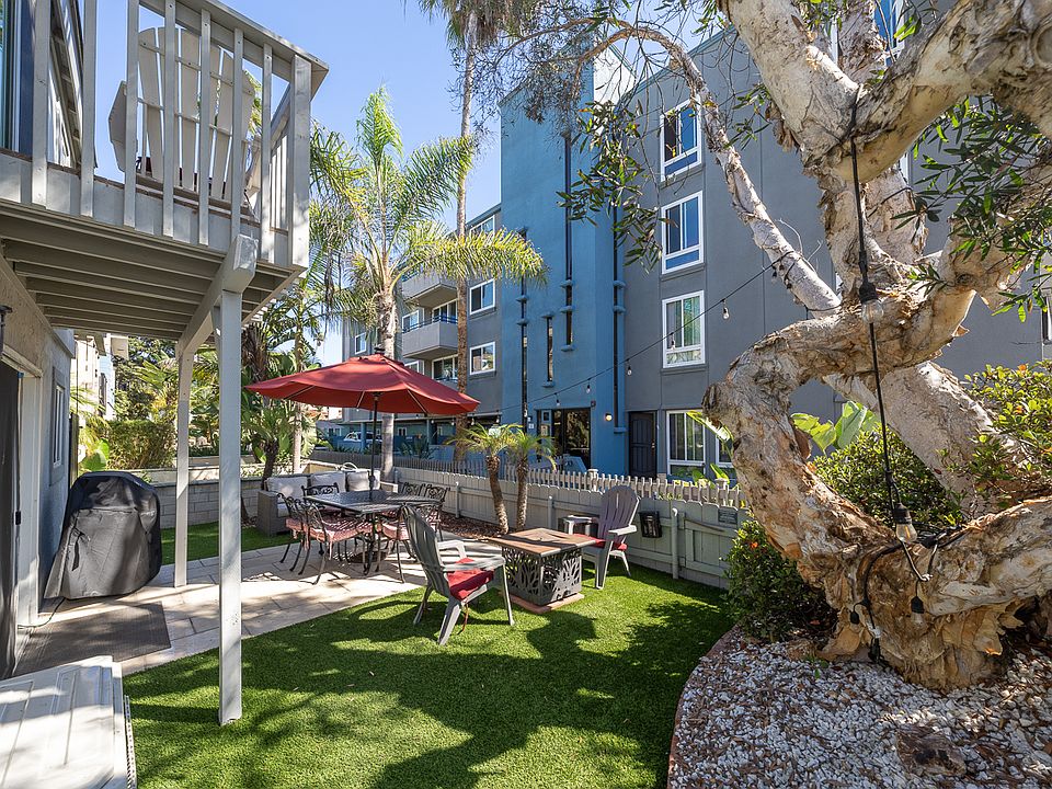 1st image of 804 Ensenada Ct #B