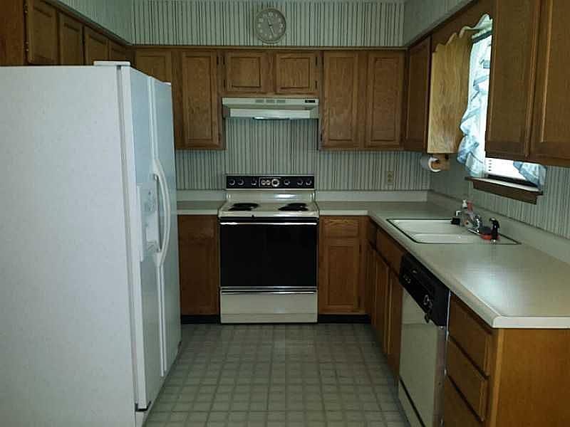 2nd image of 2125 W Harvard St