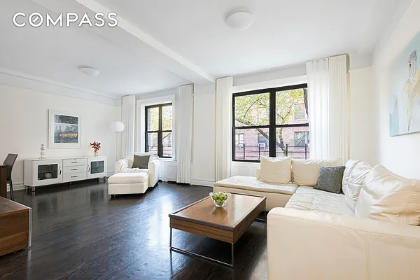 Sold by Compass | media 1