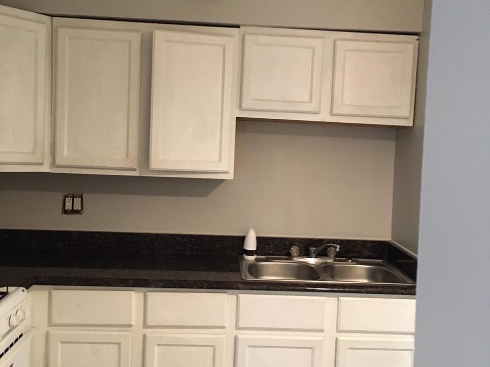 1st image of 6701 N Ashland Ave