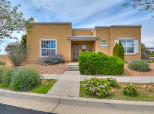 2 Mule Deer Rd, Santa Fe, NM 87508