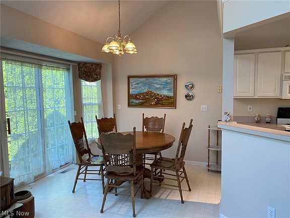 5th image of 16720 Darwin Pl