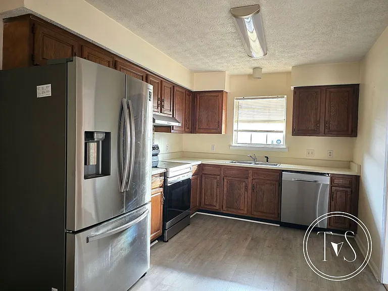 613 Ryan Ln — Photo 15