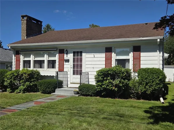 71 Fales Rd, Bristol, RI 02809