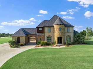 2355 Labelle Rue, Edmond, OK 73034