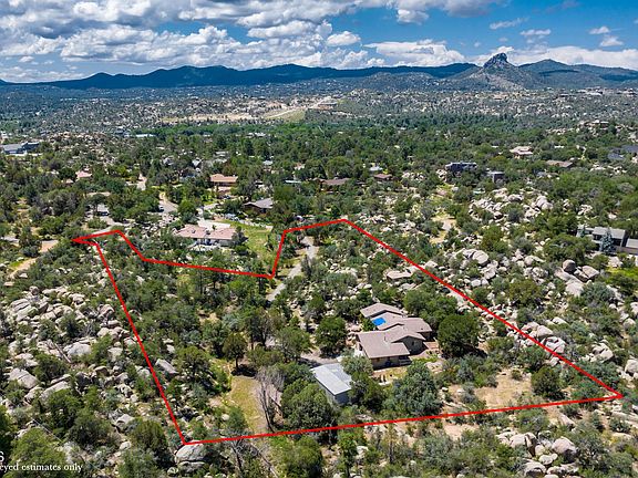 2nd image of 1878 Paradise Ln