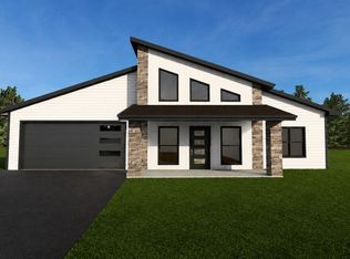1094 Sawyer Dr, Sturgeon Bay, WI 54235
