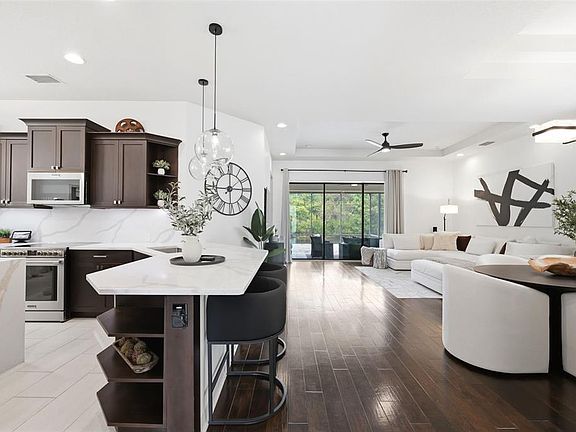 3rd image of 1115 Ketzal Dr