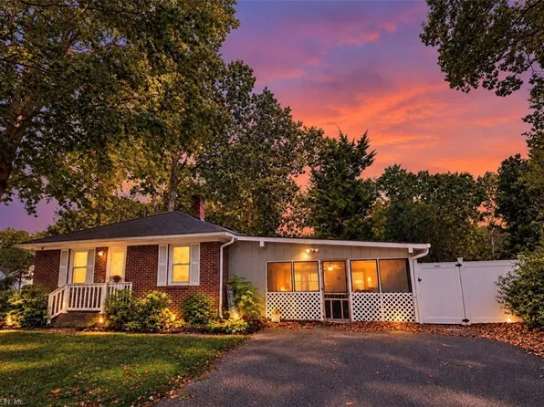 245 Old Dr, Chesapeake, VA 23322
