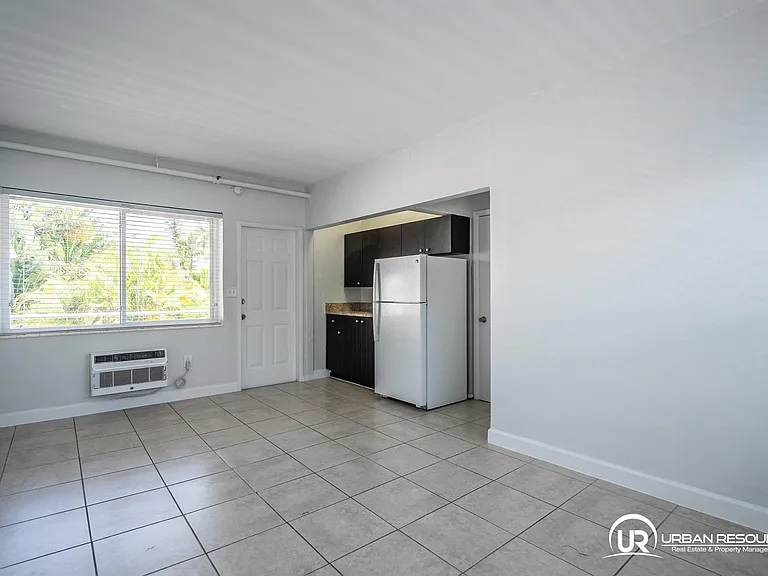 8315 Byron Ave #7A — Photo 11