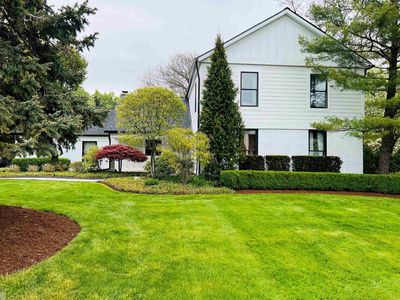 14 Lakeside Ct, Grosse Pointe, MI, 48230