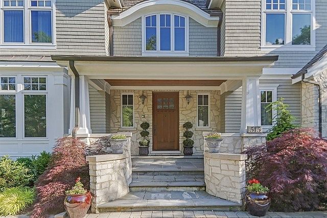 2nd image of 515 Wood Rd