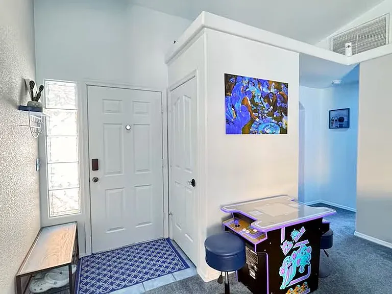2576 McCormick Blvd — Photo 7
