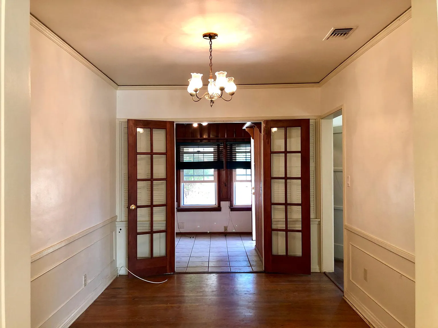 2 bed, 1188 sqft, $3,425 — Photo 4