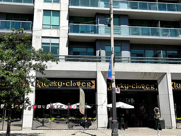 25 Lower Simcoe St #808 — Photo 32