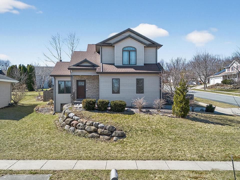 1st image of 2653 Mica Road