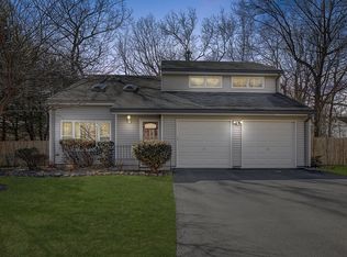 194 Liberty Bell Rd, Toms River, NJ 08755