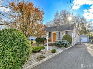 512 Calvert Rd, North Brunswick, NJ 08902