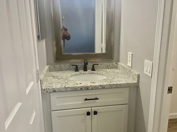 #GuardianRealty 6665 Diamond Care Dr Las Vegas Rental 3BR primary bathroom 2_07082021