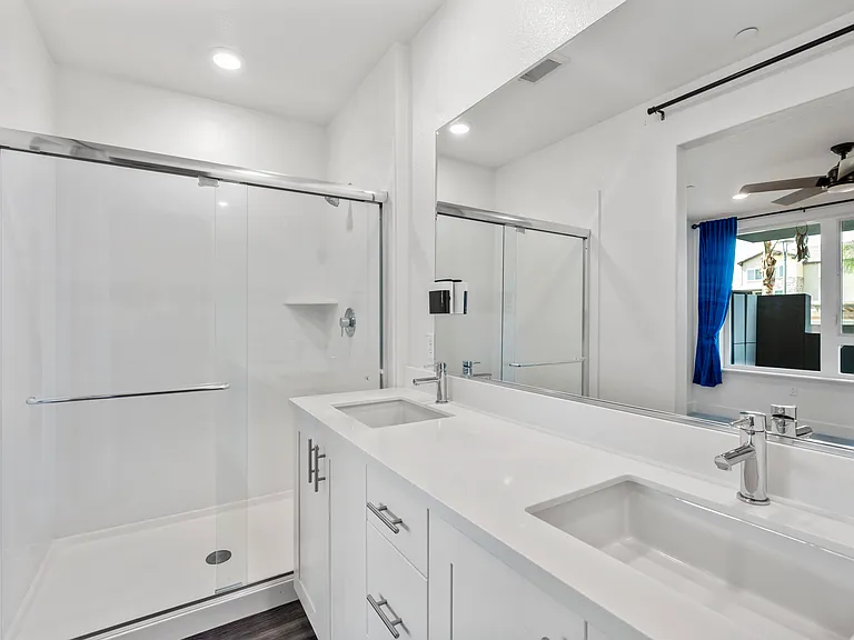 5925 Charlotte Dr #240 — Photo 14