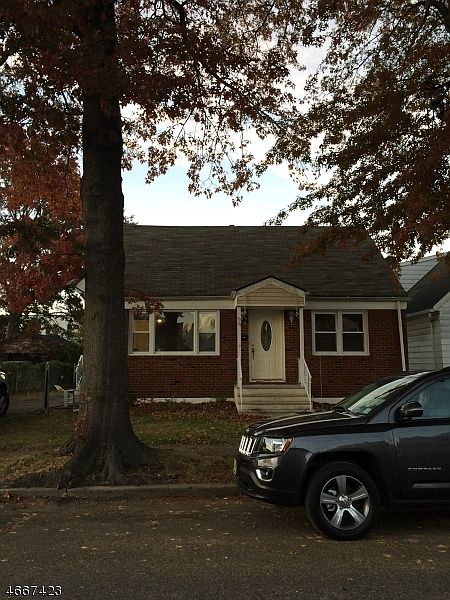 1st image of 93 Dundee Ave
