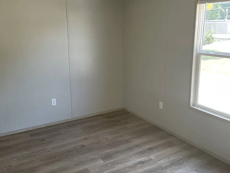6621 W Ridge Rd #13 — Photo 8