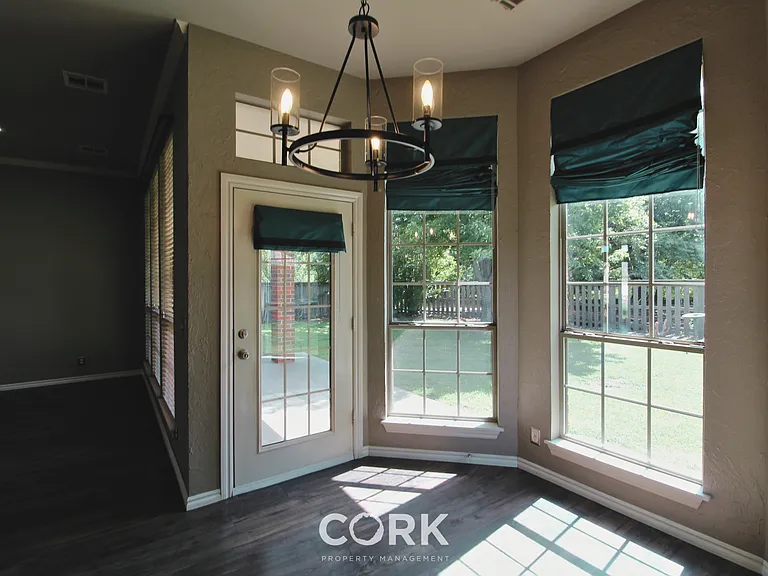 2808 Stonebrook Rd — Photo 24