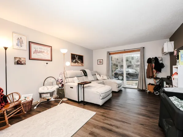 5 Washington Street #11, Goffstown, NH 03045