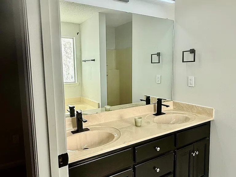1021 Feagin Mill Rd — Photo 15