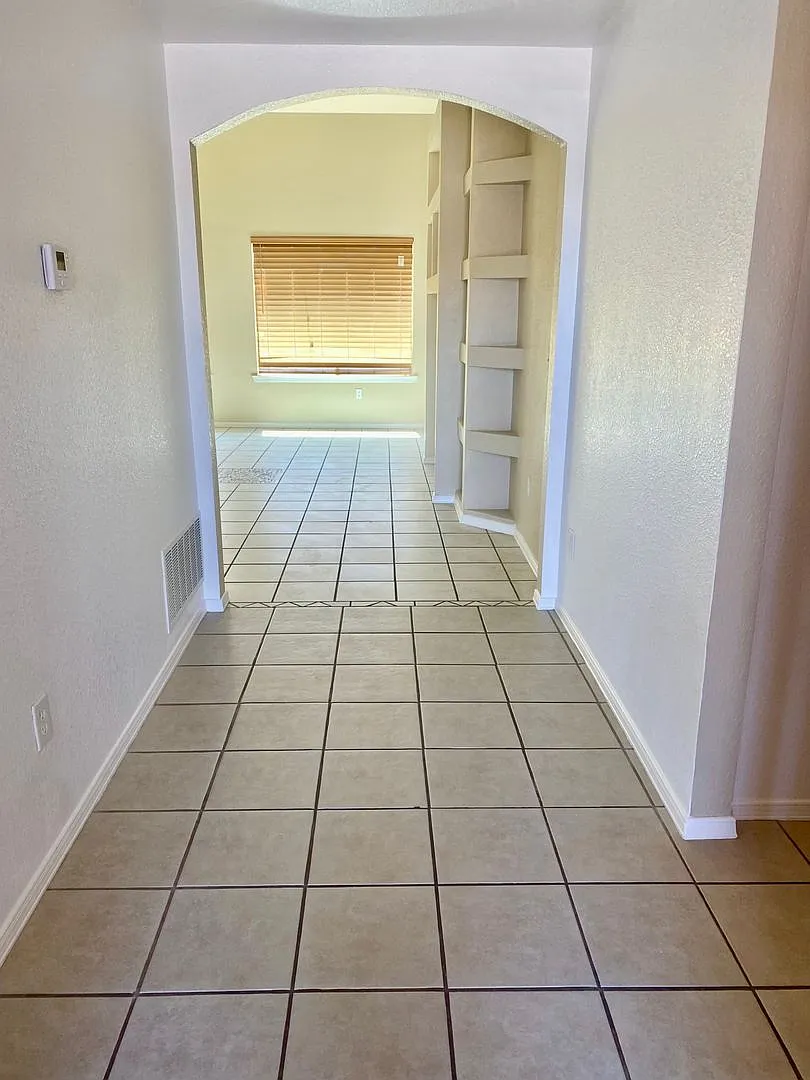 5548 Patagonia Dr - Bright and Inviting East Mesa Rental with Walk-In Closets and Outdoor Living — Photo 3