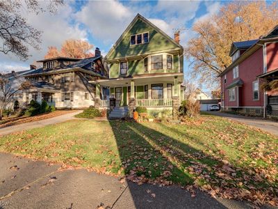 2193 West Blvd, Cleveland, OH, 44102