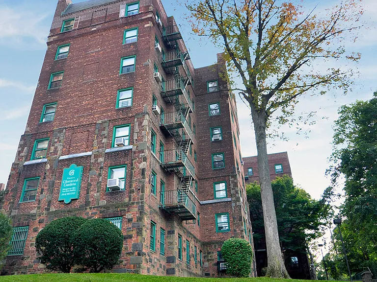 Glenwood Gardens Apartments — Photo 13