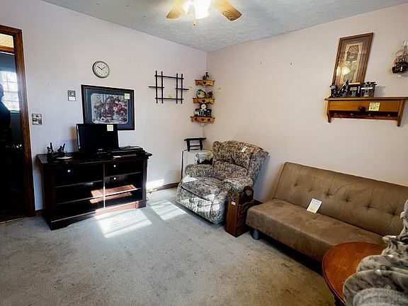 5th image of 1796 Owens Mill Rd