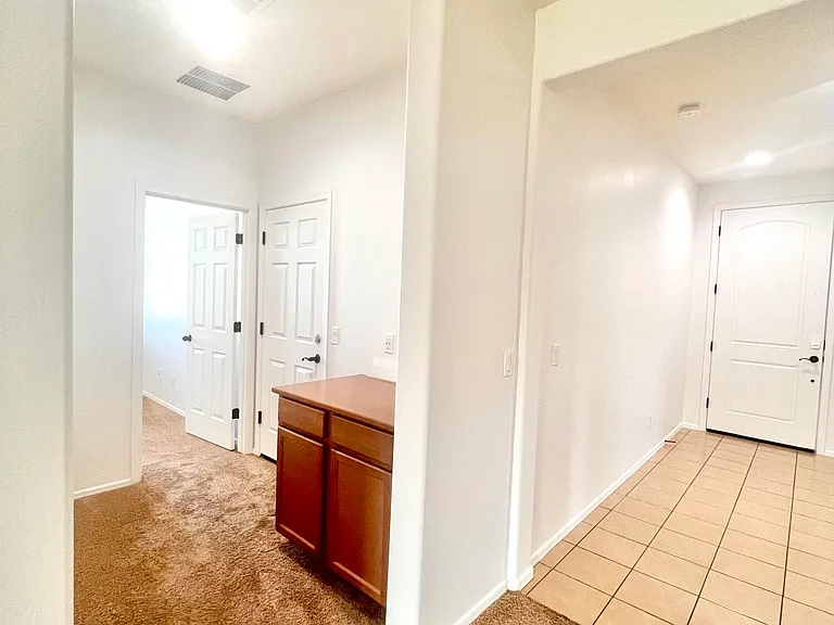 9437 W Jones Ave — Photo 9