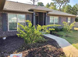 5624 Flume Dr, Pace, FL 32571