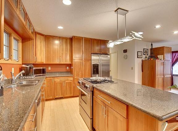 5th image of 13605 Oakland Dr