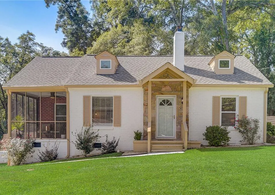 711 Campbell Cir